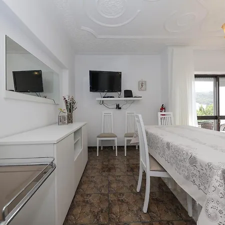 アパート Big Wave *